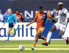 鲁尼,霍伊伦与齐,尔克泽再现,365体育,365体育app,365体育官网,365体育下载,365体育入口