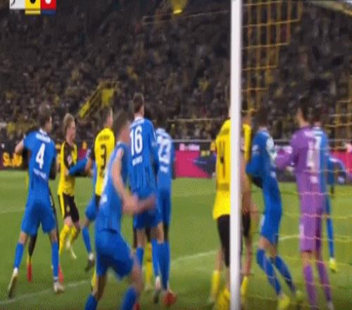 中超首战裁,判失准,蒋圣龙错失,365体育,365体育app,365体育官网,365体育下载,365体育入口