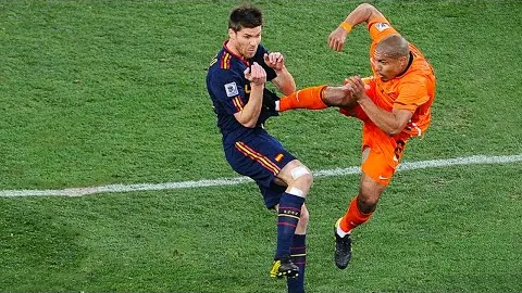 德媒揭露：多特蒙德拒绝触发楚克乌梅卡3500万欧元解约金条款