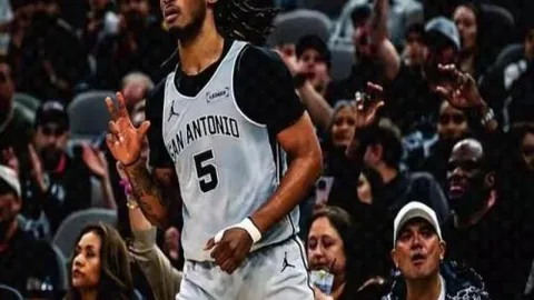 “下赛季英超官方用球将由彪马供应”